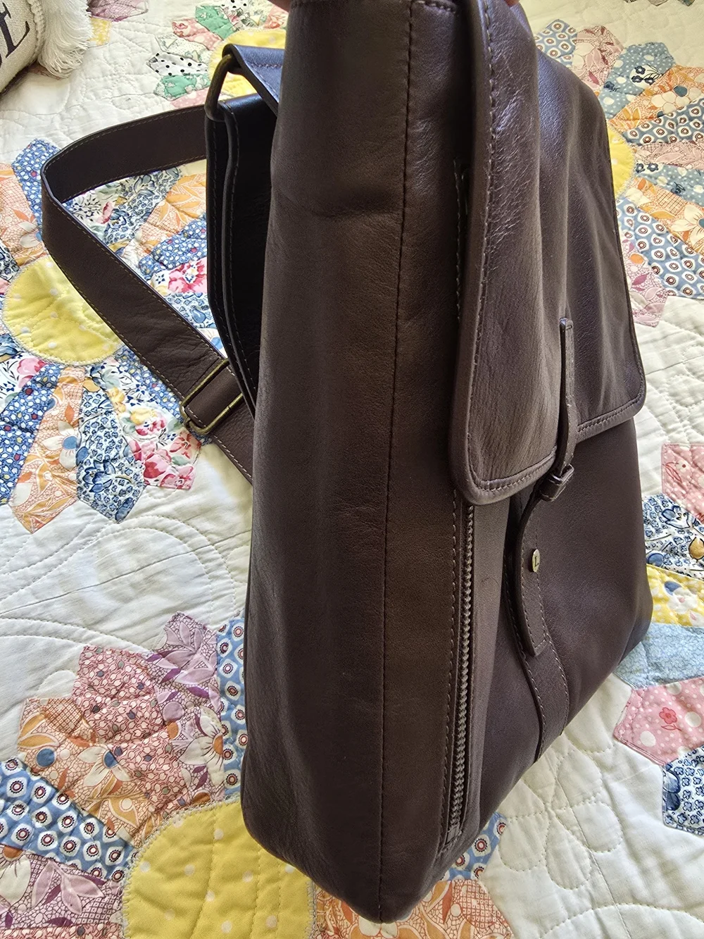 Levenger Brown Leather Messenger Crossbody Satchel 12